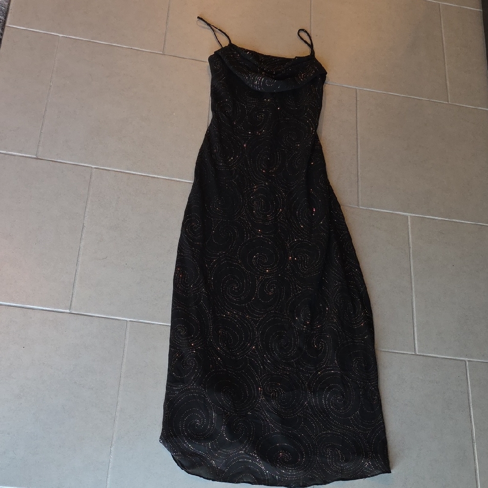 Elegant Black Swirl Dress